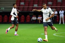 战略调整 战略调整